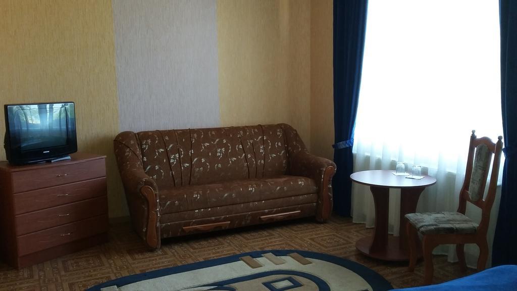 Kremin Hotel Kremenetsʼ Habitación foto